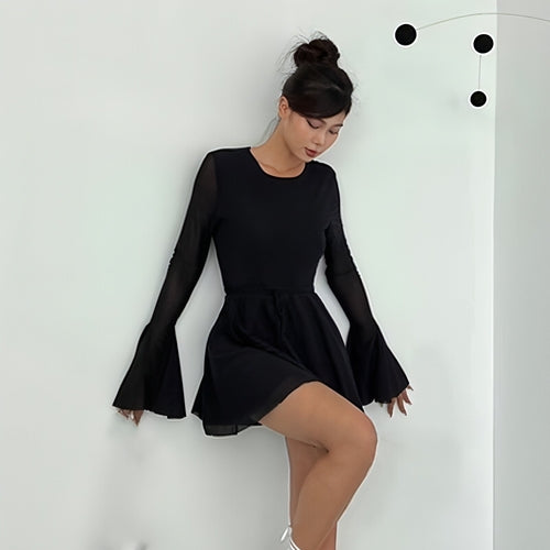 Mangas largas vestido negro